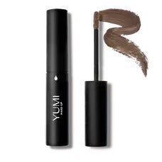 Wenkbrauwvuller in bruine tint voor vollere, gedefinieerde wenkbrauwen.