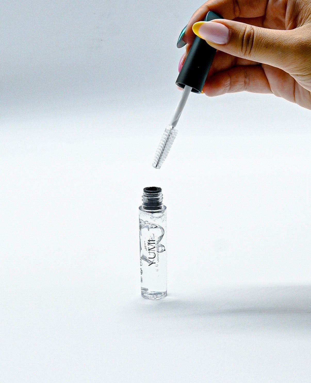 Yumi lashes nourishing serum